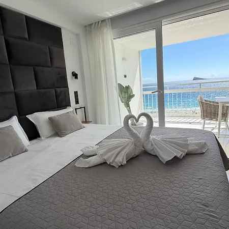 Apartamento Esmeralda, Beachfront Poniente, 1st Line Frontal Seaview, Ocean Terrace Benidorm